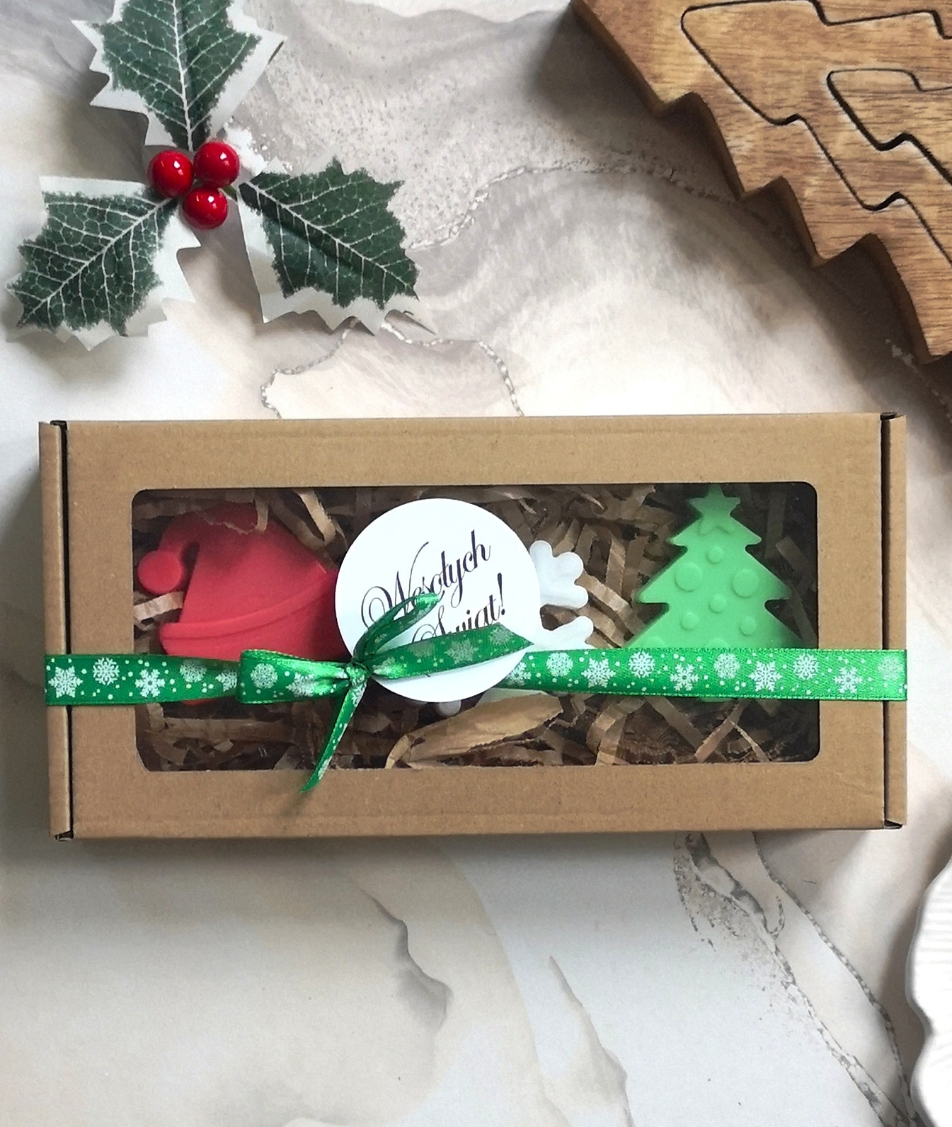 Zestaw prezentowy Boże Narodzenie z 3 mydłami upominek podziękowanie czapka choinka śnieżynka